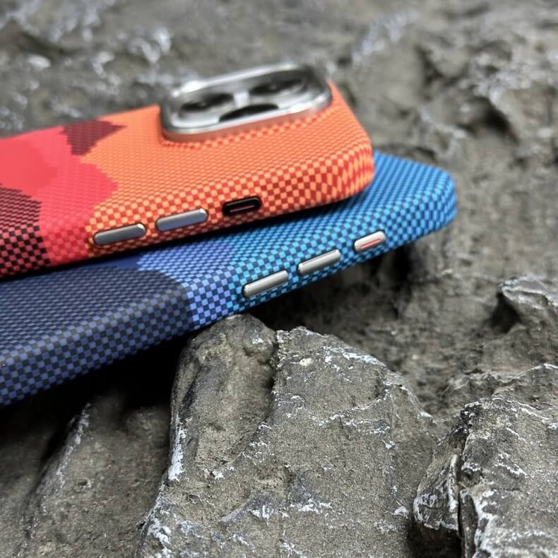 iPhone 13 Series Aramid Carbon Fiber Attractive Case With Camera Bumper